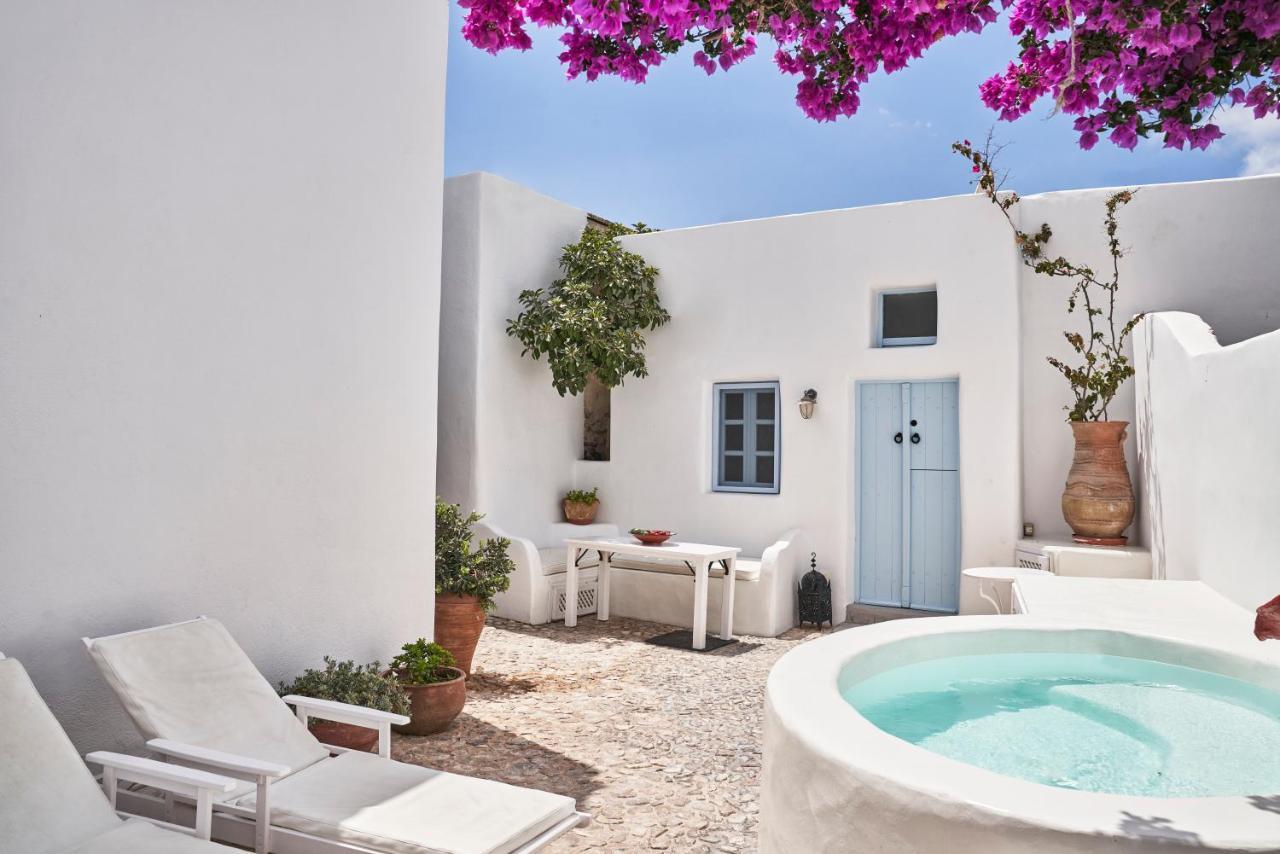 2 Bedroom Charming Villa With Outdoors Jacuzzi Megalochori  Eksteriør billede