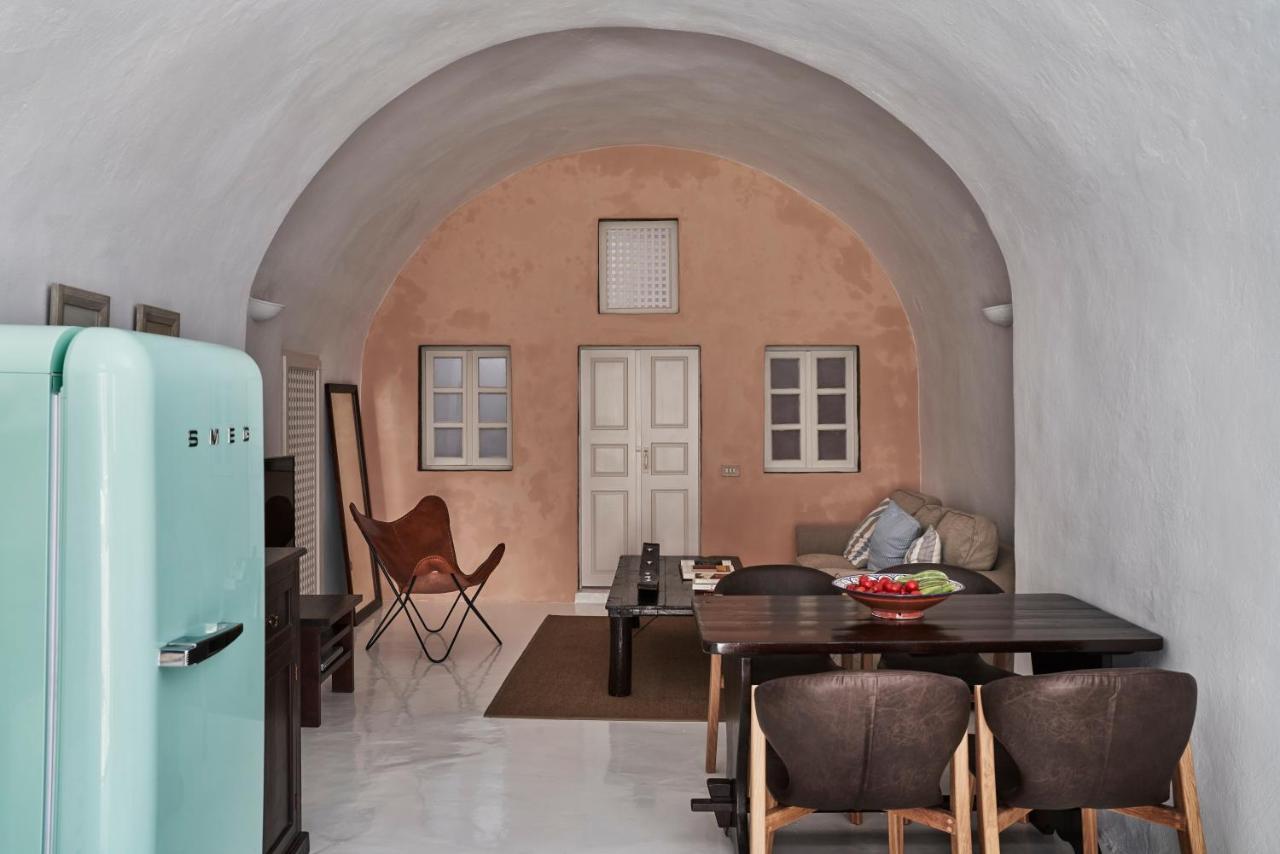 2 Bedroom Charming Villa With Outdoors Jacuzzi Megalochori  Eksteriør billede