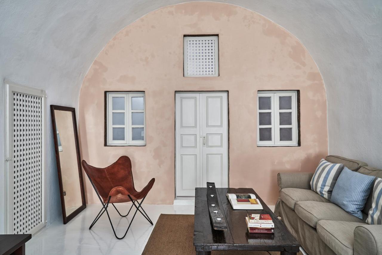 2 Bedroom Charming Villa With Outdoors Jacuzzi Megalochori  Eksteriør billede